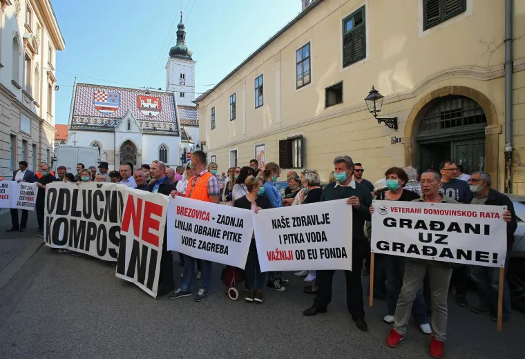 U Zagrebu održan prosvjed uoči sjednice Gradske skup&scaron;tine zbog spornog plana gospodarenja otpadom