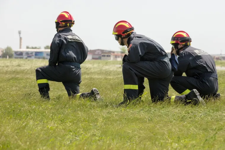 Vježba desantiranja iz helikoptera državnih interventnih vatrogasnih postrojbi