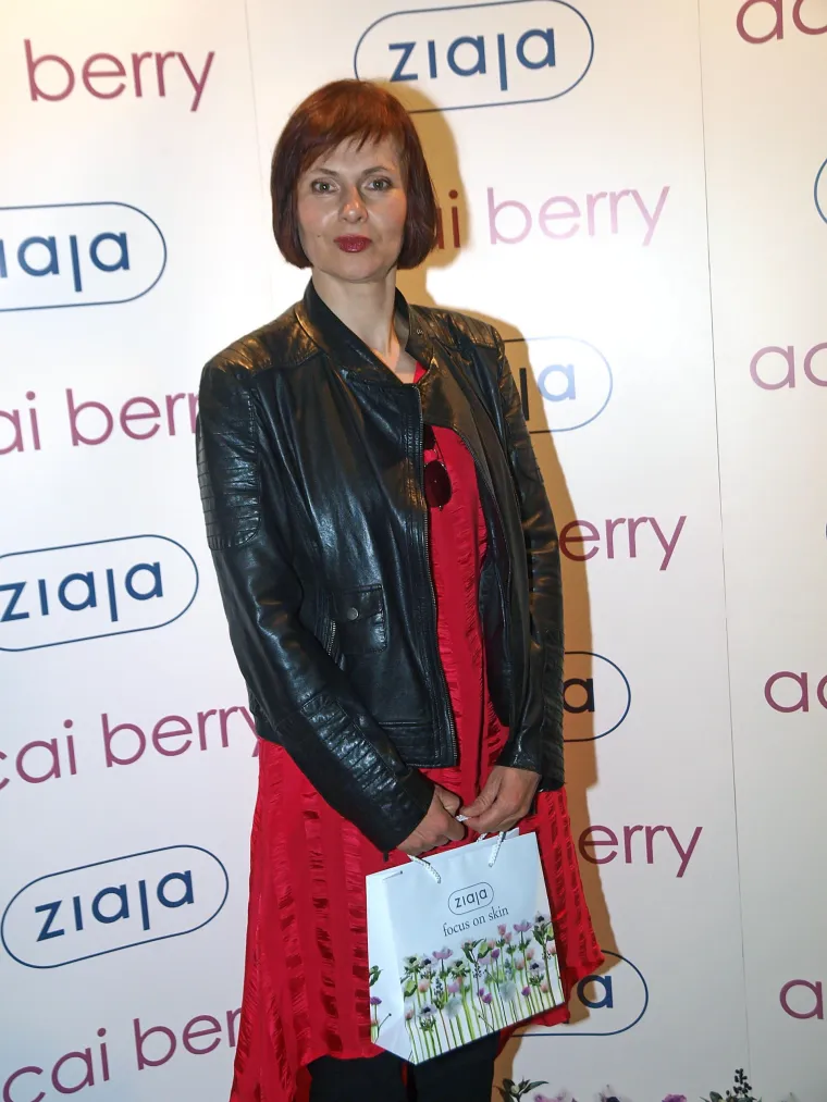 RENATA SOPEK POKAZALA NOGE, A LUCIJA LUGOMER LJUBIMCA: Zaručena Lana ne skida osmijeh s lica