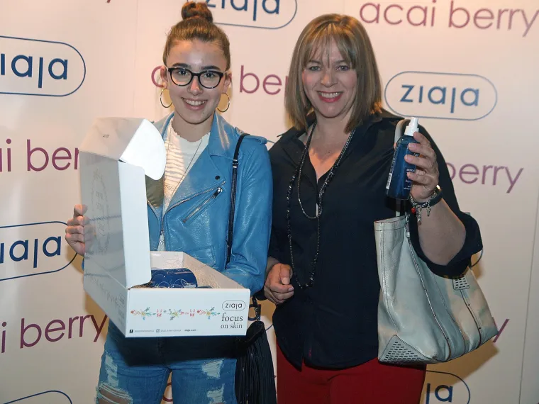 RENATA SOPEK POKAZALA NOGE, A LUCIJA LUGOMER LJUBIMCA: Zaručena Lana ne skida osmijeh s lica