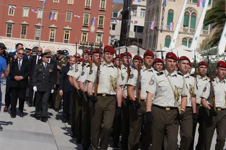 Split - Svečani mimohod povodom obilježavanja 27. obljetnice 4. Gardijske brigade