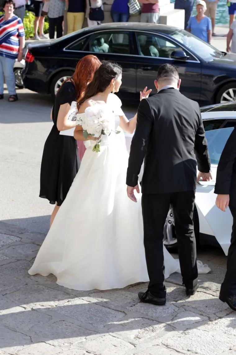 MARIN ČILIĆ REKAO 'DA' SVOJOJ LIJEPOJ KRISTINI: Na vjenčanje godine u Cavtatu stigle brojne poznate face