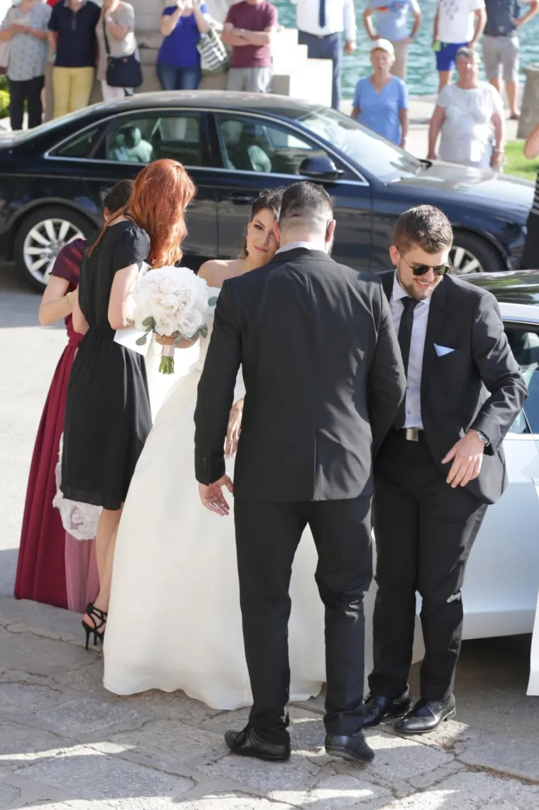 MARIN ČILIĆ REKAO 'DA' SVOJOJ LIJEPOJ KRISTINI: Na vjenčanje godine u Cavtatu stigle brojne poznate face