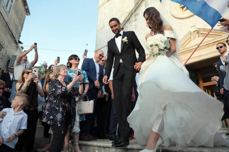 MARIN ČILIĆ REKAO 'DA' SVOJOJ LIJEPOJ KRISTINI: Na vjenčanje godine u Cavtatu stigle brojne poznate face