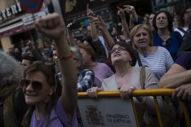 Opsadno stanje u &Scaron;panjolskoj: 'To nije spolno zlostavljanje, to je silovanje!'