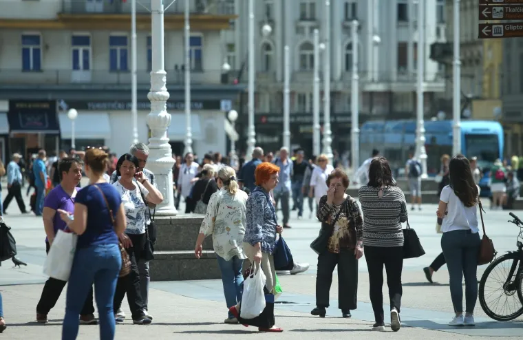 &Scaron;areni ki&scaron;obrani plijenili poglede: sunčani dan izmamio mnoge građane u sredi&scaron;te Zagreba