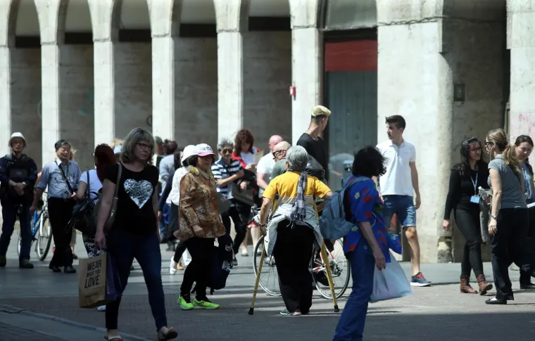 &Scaron;areni ki&scaron;obrani plijenili poglede: sunčani dan izmamio mnoge građane u sredi&scaron;te Zagreba