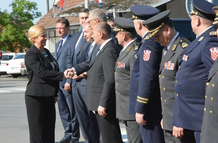 OBLJETNICA AKCIJE BLJESAK: U Okučanima otkriveno spomen-obilježje poginulim braniteljima