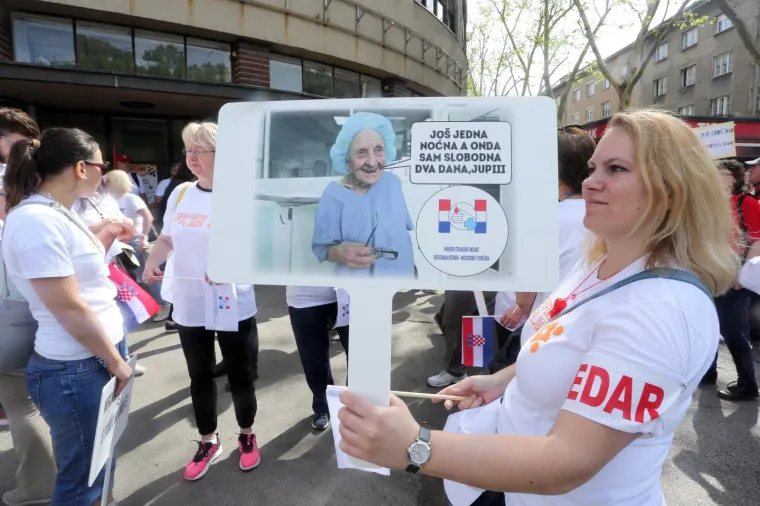 PROSVJEDNA POVORKA POVODOM PRAZNIKA RADA: 'Mi smo radnici, a ne sluge'