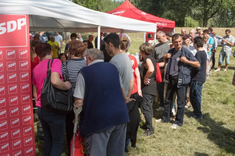 Za 1. svibnja Osječanima podijeljeno 3.000 porcija graha