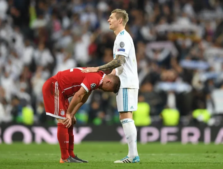 MODRIĆ I KOVAČIĆ U EUFORIJI DOČEKALI KRAJ UTAKMICE: Dok su Realovci slavili, igrači Bayerna nisu mogli doći sebi