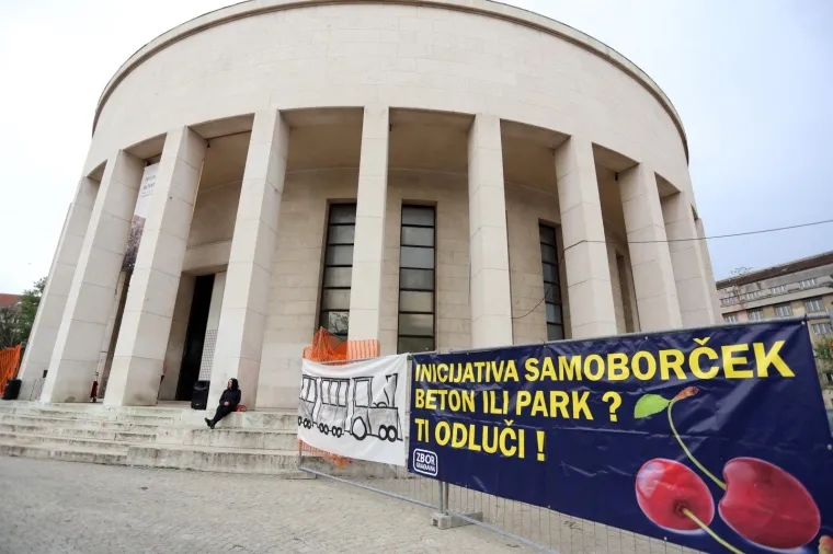 Inicijativa 'Vratite magnoliju' organizirala prosvjedno druženje na Trgu žrtava fa&scaron;izma