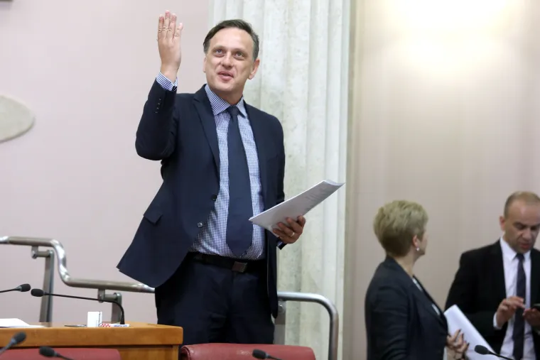 Ni&scaron;ta novo: gostiju u Saboru skupilo se vi&scaron;e nego saborskih zastupnika