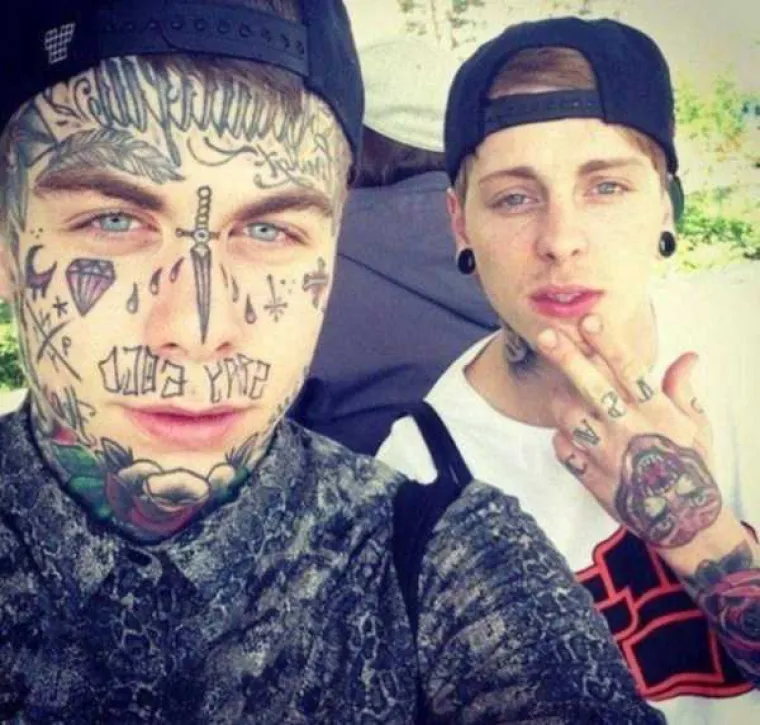 UGRADILI SI ROGOVE I IZBU&Scaron;ILI DO NEPREPOZNATLJIVOSTI: Iskoristili sva moguća sredstva da promijene svoje tijelo