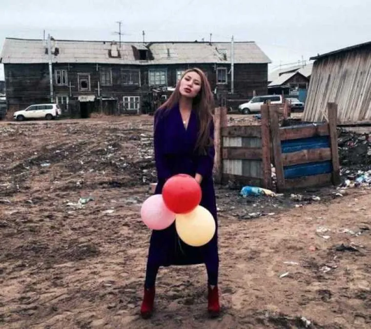 RUSKE ULICE OPET PREPLAVILA POPLAVA BIZARNOSTI: Ne&scaron;to nije u redu s njima ili je ostatak svijeta prolupao?