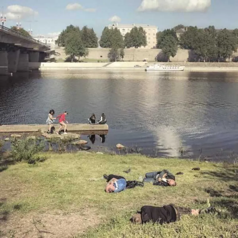 RUSKE ULICE OPET PREPLAVILA POPLAVA BIZARNOSTI: Ne&scaron;to nije u redu s njima ili je ostatak svijeta prolupao?