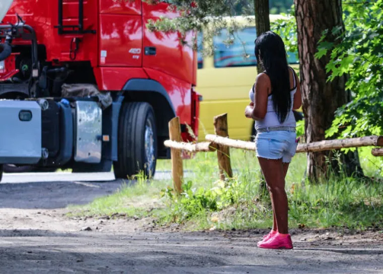 MOŽETE LI POGODITI KOJIM SE STARIM ZANATOM BAVE? Bilo da su na suncu ili na snijegu, njihova 'uniforma' je postojana