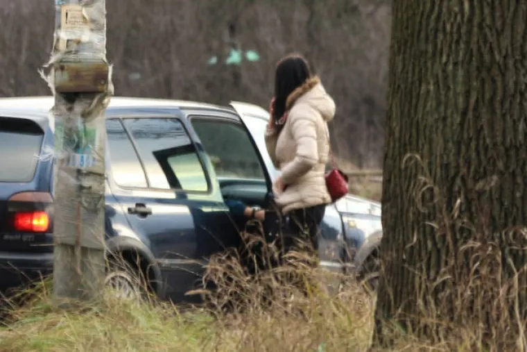 MOŽETE LI POGODITI KOJIM SE STARIM ZANATOM BAVE? Bilo da su na suncu ili na snijegu, njihova 'uniforma' je postojana