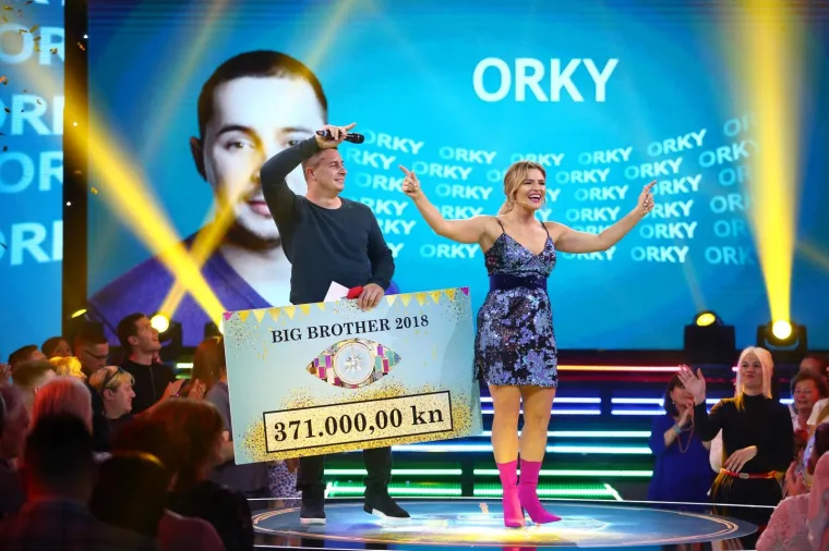 28-godi&scaron;njak iz Bjelovara show napu&scaron;ta bogatiji za 371.000 kuna.