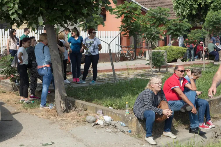 &Scaron;e&scaron;elj zaustavljen na ulazu u Hrtkovce: govor održao u selu Jarak