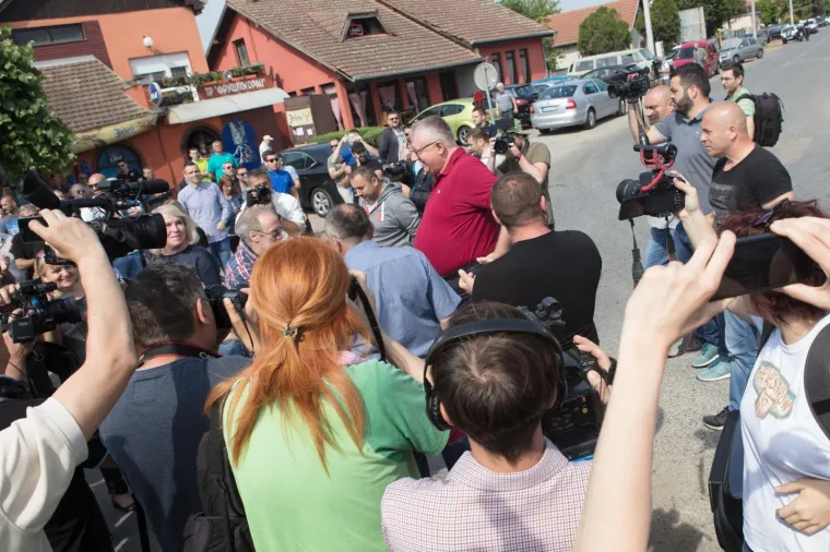 &Scaron;e&scaron;elj zaustavljen na ulazu u Hrtkovce: govor održao u selu Jarak