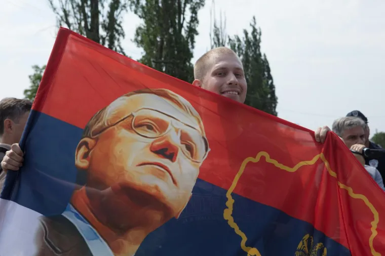 &Scaron;e&scaron;elj zaustavljen na ulazu u Hrtkovce: govor održao u selu Jarak