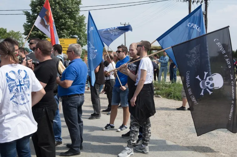 &Scaron;e&scaron;elj zaustavljen na ulazu u Hrtkovce: govor održao u selu Jarak