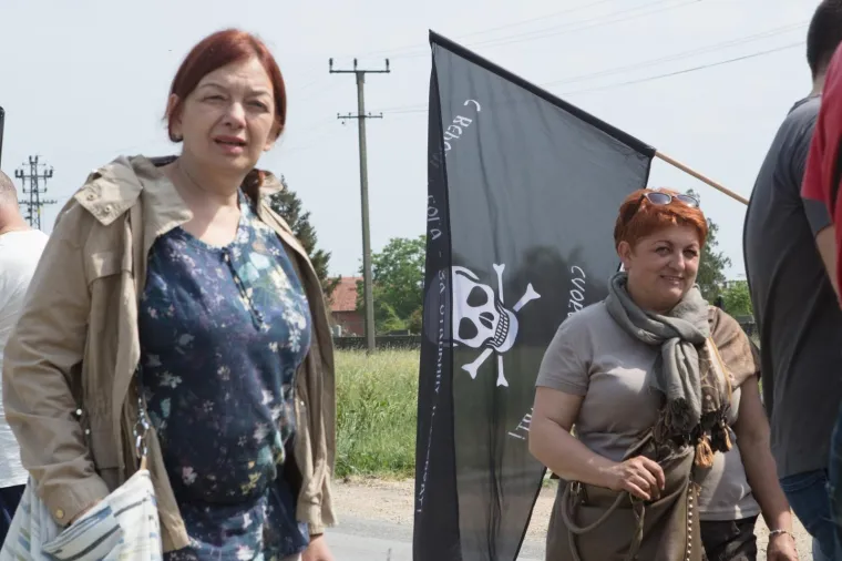 &Scaron;e&scaron;elj zaustavljen na ulazu u Hrtkovce: govor održao u selu Jarak