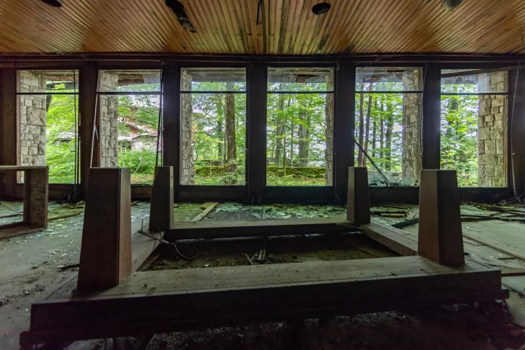 Nakon Drugog svjetskog rata vilu je dao sagraditi Josip Broz Tito.