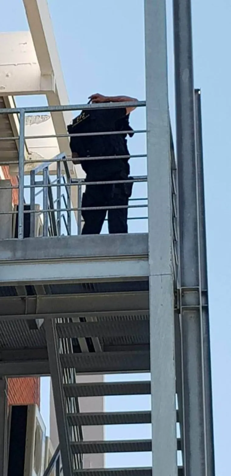 Kako javlja na&scaron;a reporterka, osumnjičeni Alem Č. je u sud uveden na protupožarni ulaz, a oko suda su jake mjere sigurnosti