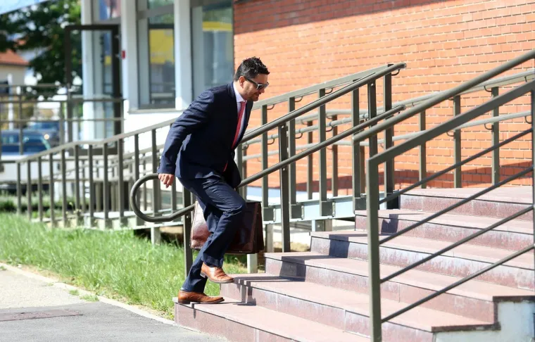 NEZAPAMĆENE MJERE OSIGURANJA NA SUDU U VELIKOJ GORICI: Policija s dugim cijevima prati navodnog Mossadovog agenta