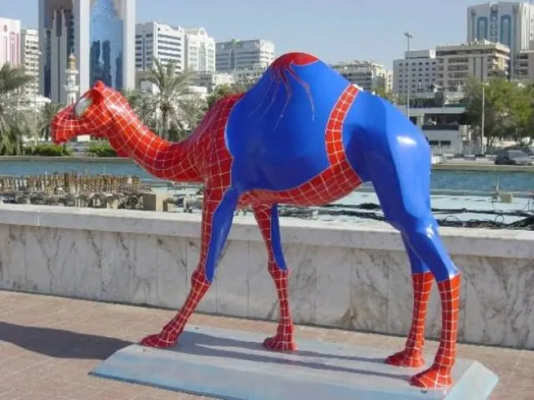 NEKE SKULPTURE KAO DA PROVOCIRAJU LJUDE DA SE SPRDAJU S NJIMA: Što je kipar točno htio reći?