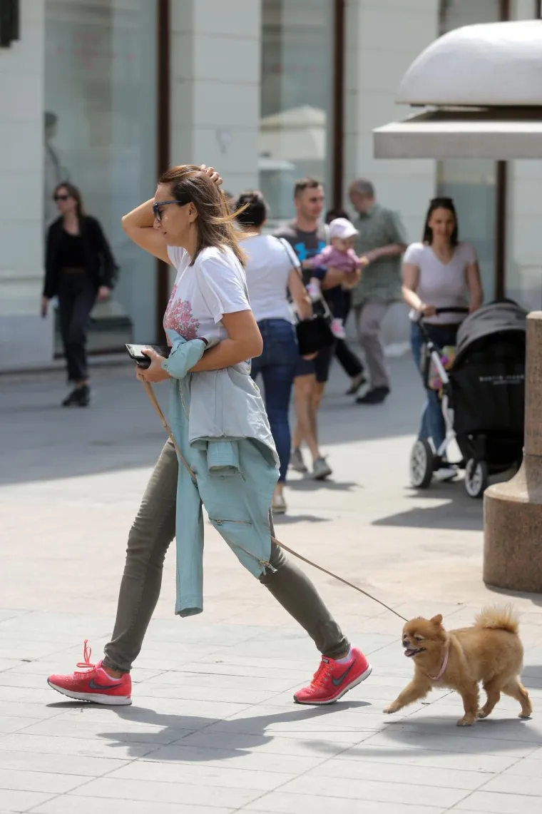 Nakon toga je otvorila svoj tenis centar koji je neslavno propao s ogromnim dugovima.