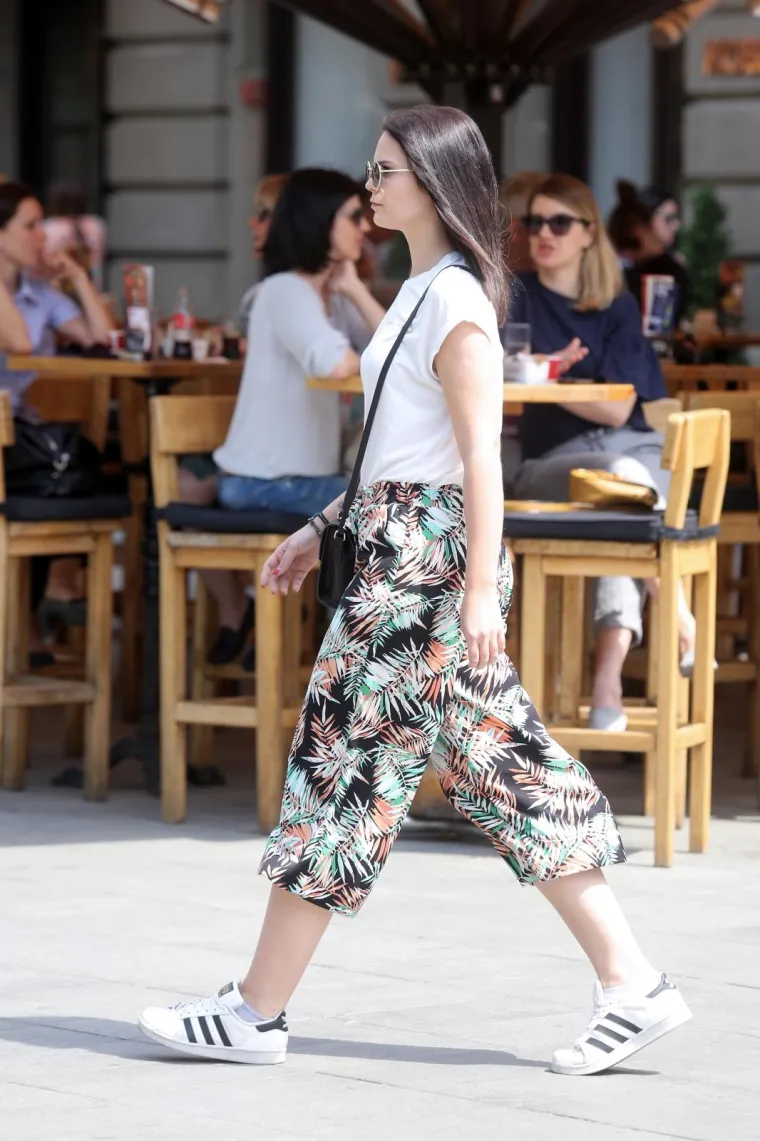 Street style: atraktivna moda na ulicama glavnog grada