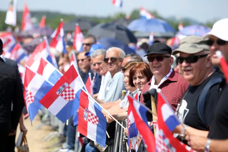 POGLEDAJTE KAKO JE DANAS BILO U BLEIBURGU: Središnja komemoracija žrtvama bleiburške tragedije i hrvatskog križnog puta