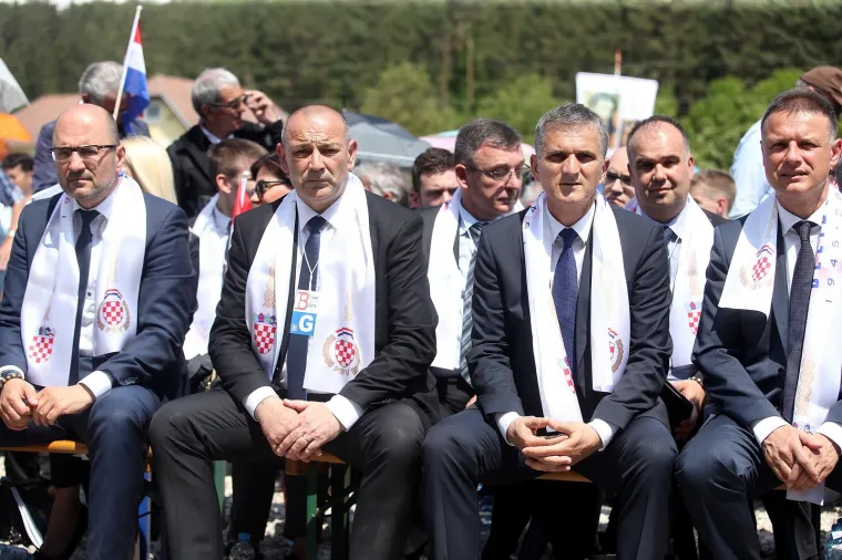 POGLEDAJTE KAKO JE DANAS BILO U BLEIBURGU: Sredi&scaron;nja komemoracija žrtvama bleibur&scaron;ke tragedije i hrvatskog križnog puta