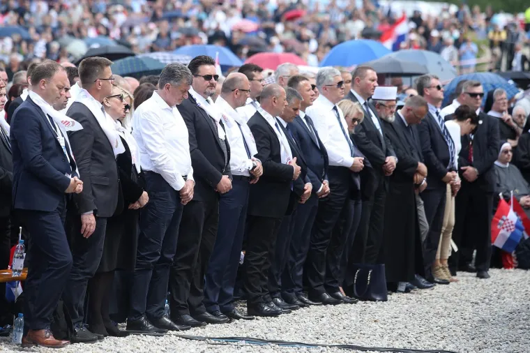 POGLEDAJTE KAKO JE DANAS BILO U BLEIBURGU: Sredi&scaron;nja komemoracija žrtvama bleibur&scaron;ke tragedije i hrvatskog križnog puta