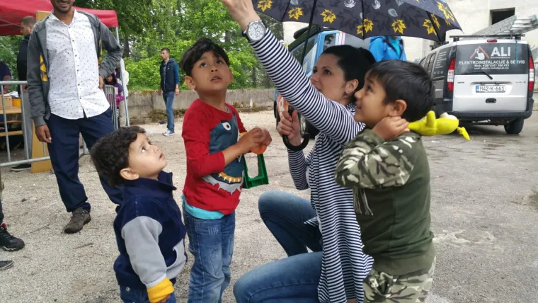 RTL u prihvatnom centru: novi val migranata preplavio BiH, a pojavila se i zarazna bolest