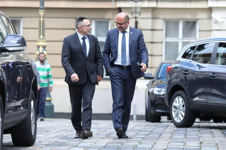 SASTANAK VLADAJUĆIH: Nakon ostavke Dalić koalicijski partneri pozvani u Banske dvore