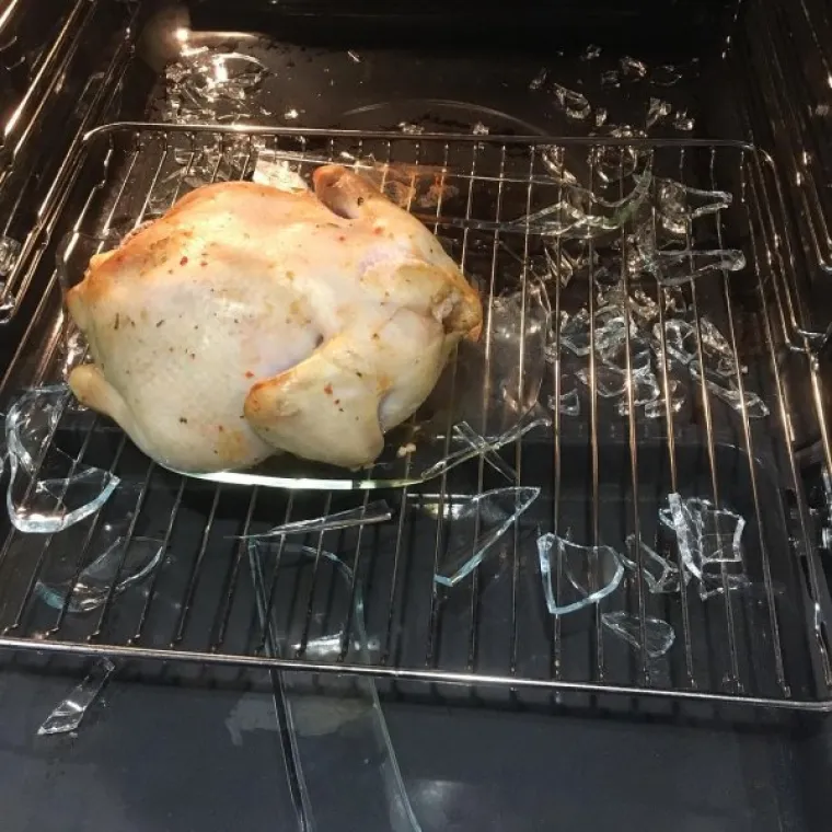 DRŽITE OVE LJUDE PODALJE OD KUHINJE: Samo slijedi recept, rekli su; lako je, rekli su...