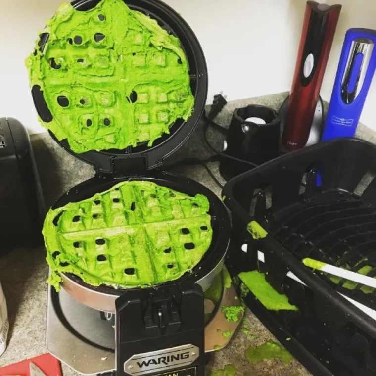 DRŽITE OVE LJUDE PODALJE OD KUHINJE: Samo slijedi recept, rekli su; lako je, rekli su...