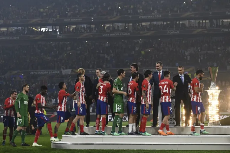 VELIKO SLAVLJE VRSALJKA I SUIGRAČA: Ove fotografije najbolji su dokaz koliko osvajanje Europske lige znači Atleticovim nogometa&scaron;ima