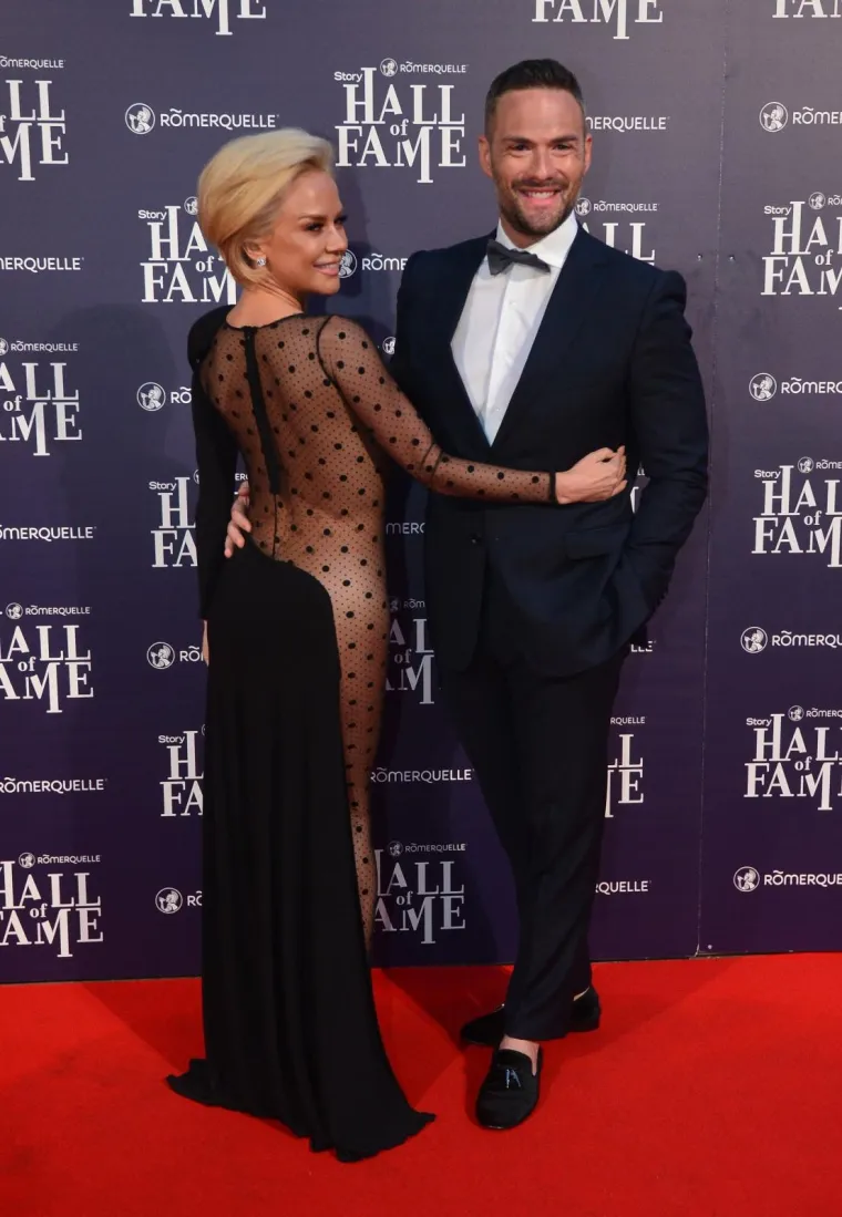 MAJA &Scaron;UPUT DO&Scaron;LA NA DODJELU NAGRADA U PROZIRNOJ HALJINI BEZ DONJEG RUBLJA: Nitko nije mogao skinuti pogled s nje