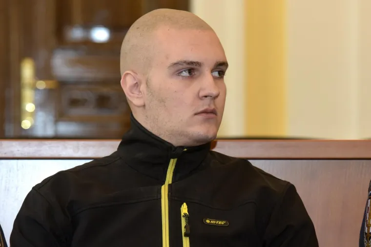 MONSTRUM KOJI JE UBIO RODITELJE DOBIO 40 GODINA ZATVORA: Evo kako je Šunjerga reagirao na presudu