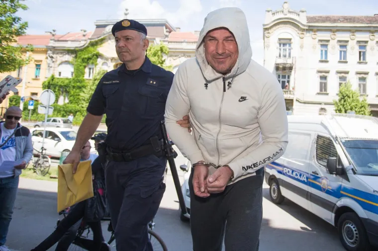 Privođenje osumnjičenih za pro&scaron;logodi&scaron;nje paljenje kuće biv&scaron;eg državnog odvjetnika