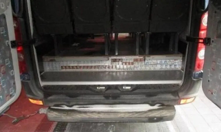 KRIJUMČARI IMAJU STVARNO DOVITLJIVE NAČINE SKRIVANJA CIGARETA: Ovaj put im nije pro&scaron;lo, ali dobili su peticu za trud