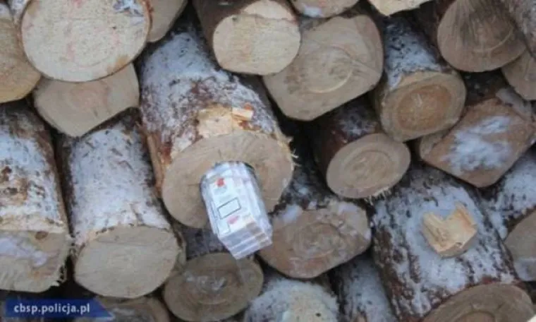 KRIJUMČARI IMAJU STVARNO DOVITLJIVE NAČINE SKRIVANJA CIGARETA: Ovaj put im nije pro&scaron;lo, ali dobili su peticu za trud