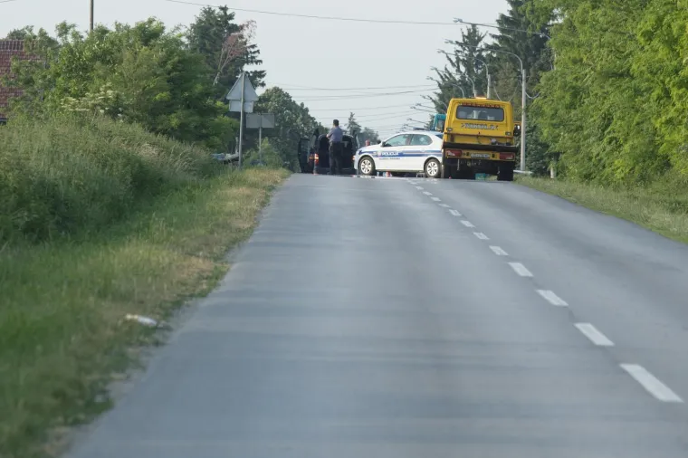 Lug: vozač osobnog automobila poginuo u sudaru s autobusom