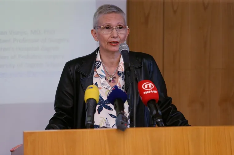 MALA MA&Scaron;A POSTALA NAJMANJA BEBA KOJA JE PREŽIVJELA TE&Scaron;KU OPERACIJU: Liječnici proslavili veliki uspjeh hrvatske medicine