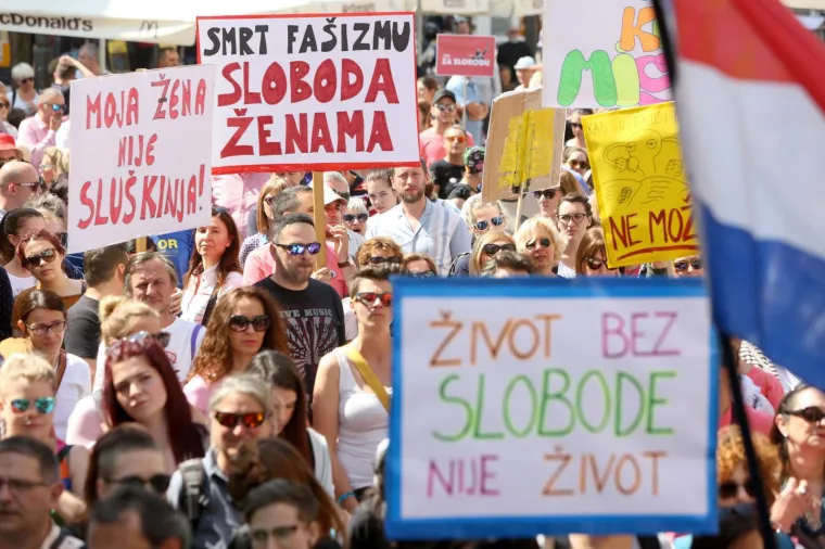 'Za različitost, za ljubav': prosvjedni skup u Rijeci 'Hod za slobodu' protivi se ograničavanju prava